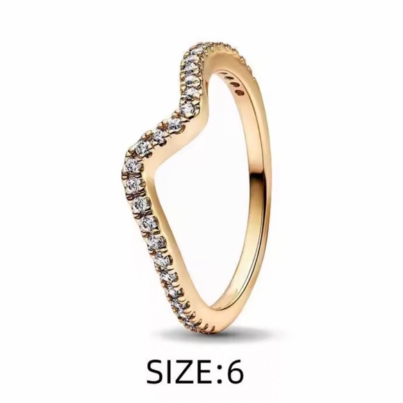 NWOT Gold Sparkling Wave Ring Size US 6 Women 14k Gold-Plated - Picture 1 of 9